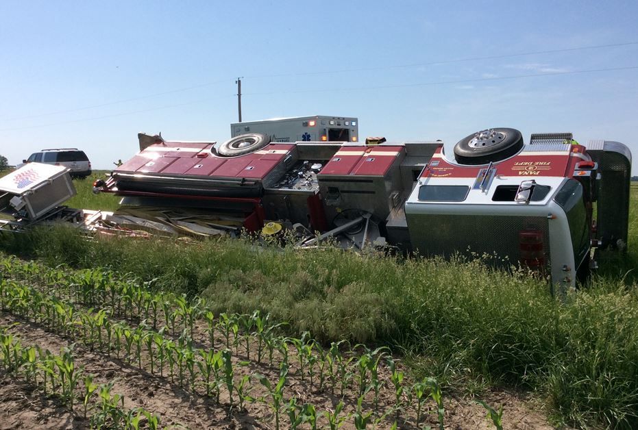 Fire truck flips on way to Nokomis fire; 3 injured